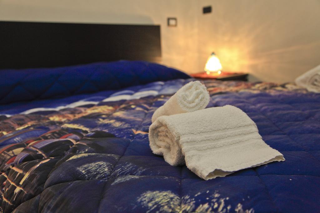 Madema B&B Cefalù Δωμάτιο φωτογραφία